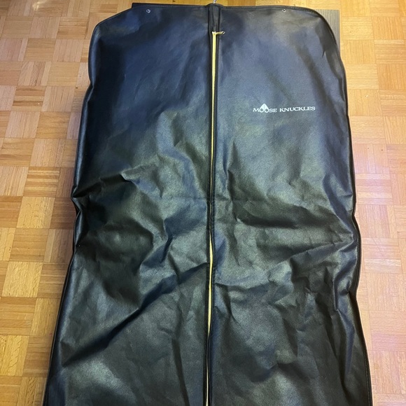 !!NEW!! KIDS UNISEX MOOSE KNUCKLES BOMBER!! - Picture 3 of 9